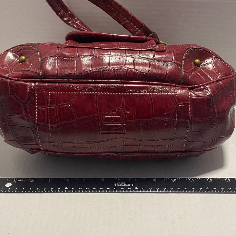 Kathy Ireland Burgundy Crocodile Embossed Shoulder Bag - Picture 4 of 7